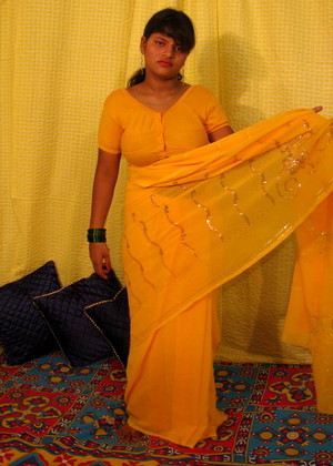 Indiauncovered Model